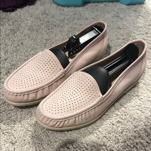 SAS savvy slip on light pink loafers 9.5 wide